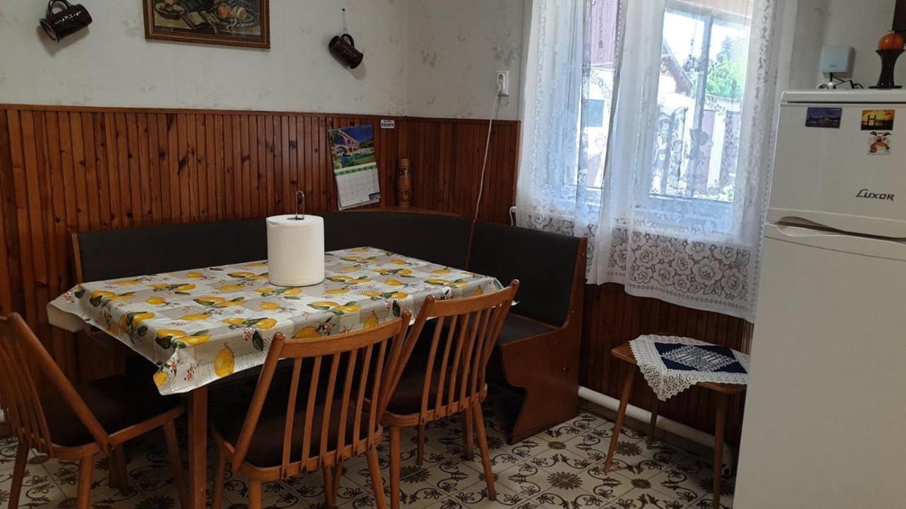 Ilona Apartmanok Balatonboglár Eksteriør billede