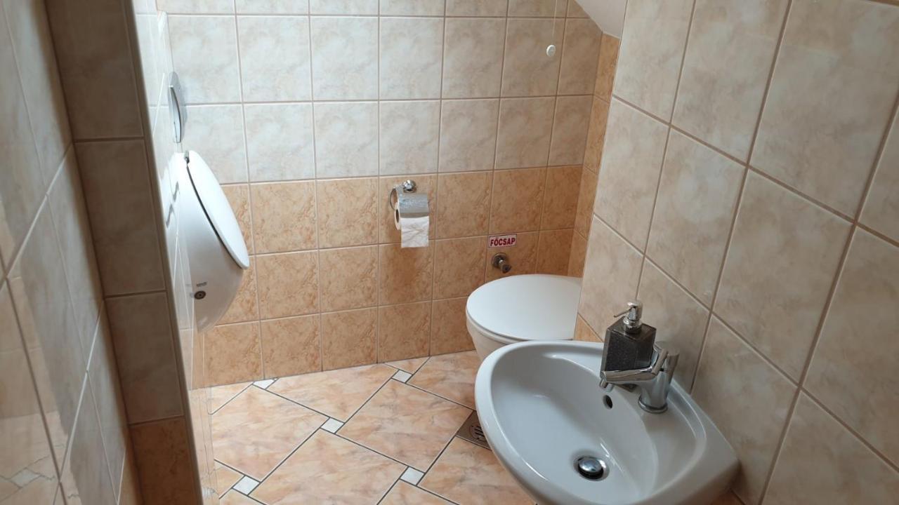 Ilona Apartmanok Balatonboglár Eksteriør billede